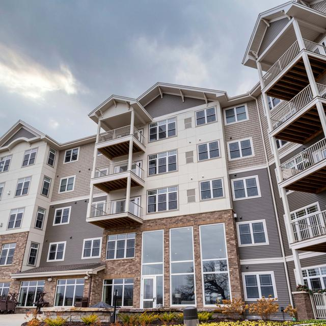 EDCO Entex Timber-finish siding on a multi-family residential home — preview with the EDCO Visualizer